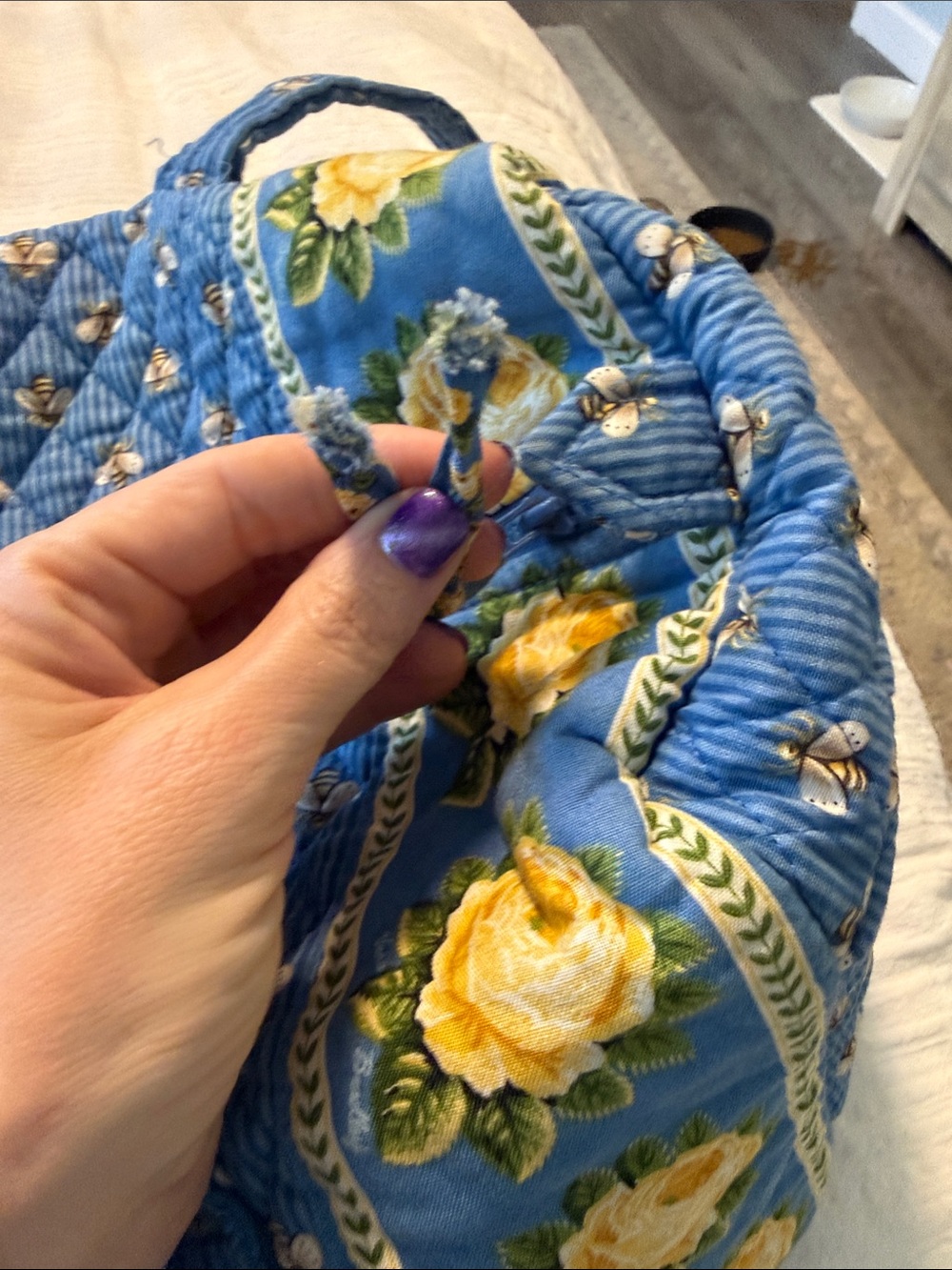 Vera Bradley Blue Quilted Floral Travel Duffel with Yellow Rose Trim - Picture 4 of 6